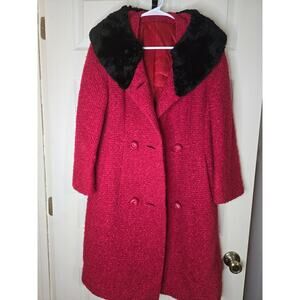 Stewarts Red Textured Long Coat With Black Fur Collar Size S/M Red Buttons EUC